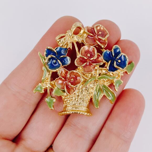 Vintage 60s Brooch Enamel Flower Basket Mid Century Jewelry Gold Tone Garden Pin - Picture 2 of 8